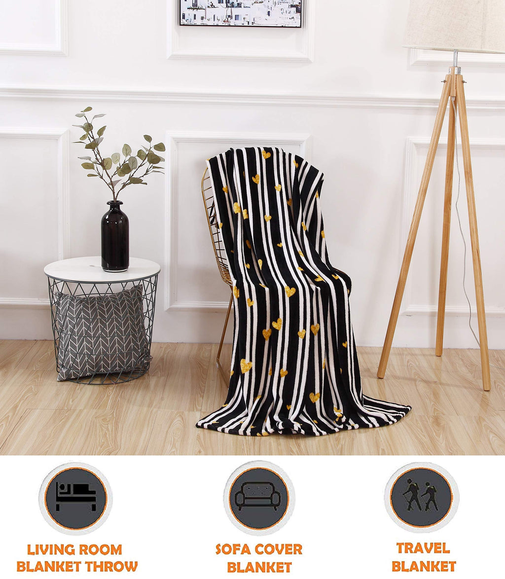 Elegant Comfort Luxury Velvet Super Soft Christmas Prints Fleece Blanket-Holiday Theme Home Décor Fuzzy Warm and Cozy Throws for Winter Bedding, Couch and Gift, 50 x 60 inch, Burgundy Reindeer