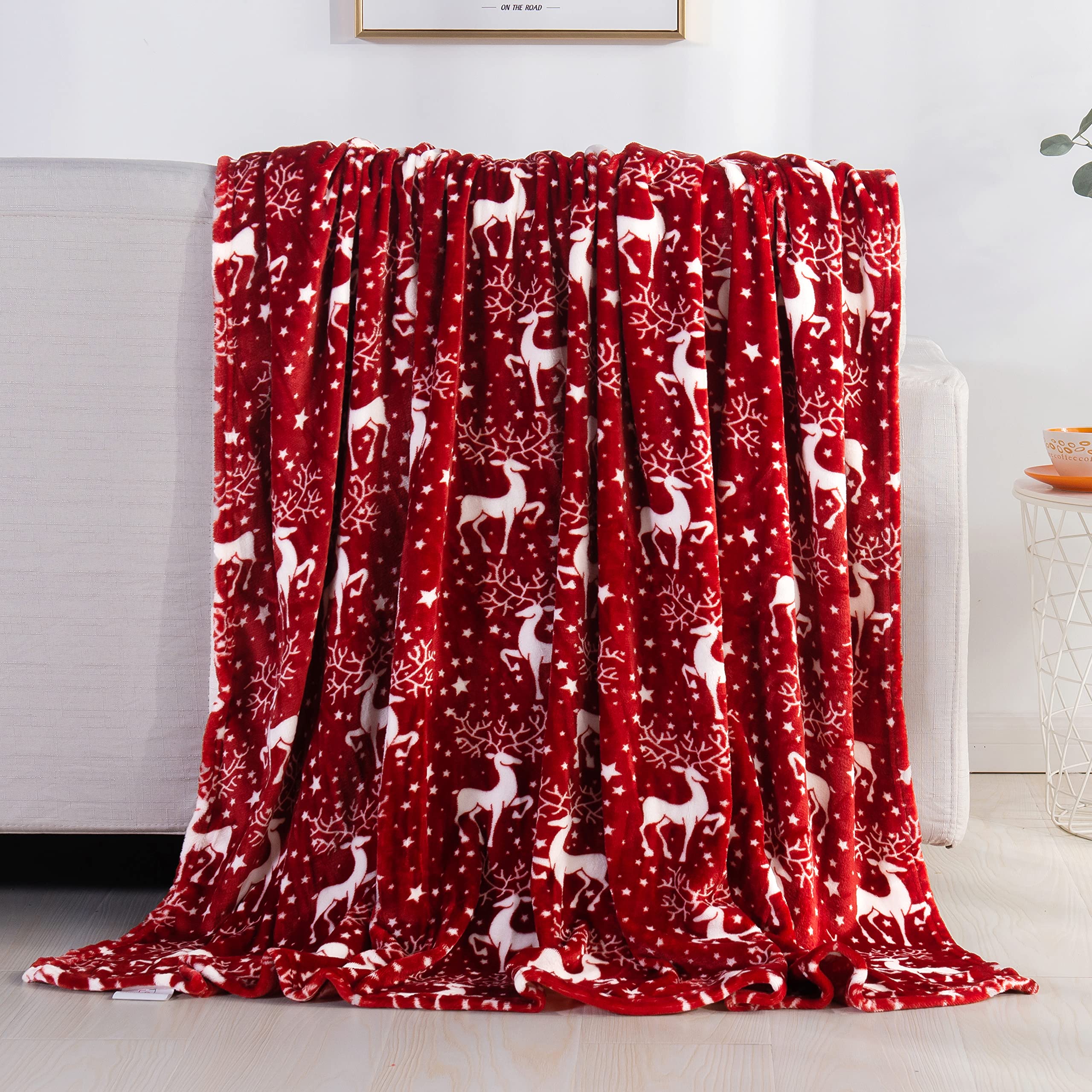 Elegant Comfort Luxury Velvet Super Soft Christmas Prints Fleece Blanket-Holiday Theme Home Décor Fuzzy Warm and Cozy Throws for Winter Bedding, Couch and Gift, 50 x 60 inch, Burgundy Reindeer